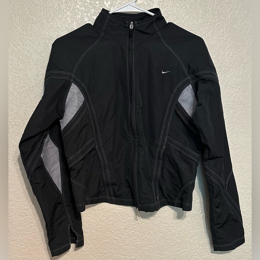 Medium Black and Grey Zip Up Nike Jacket